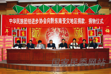 ������ί��ǭ�|�Ͼ�ٛ1000���fԪ���ľȞ����Y