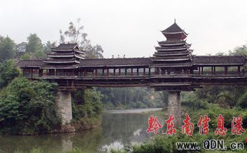 “國寶”風雨橋 重顯昔日風貌