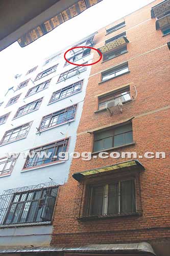 家中凌晨著火 7歲女孩從7樓跳樓逃生受重傷