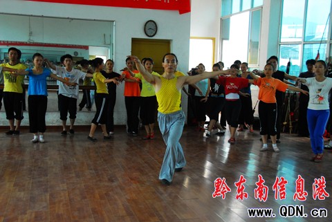 �����赸ˇ�g�� �\�u����l����ˇ���M�D��