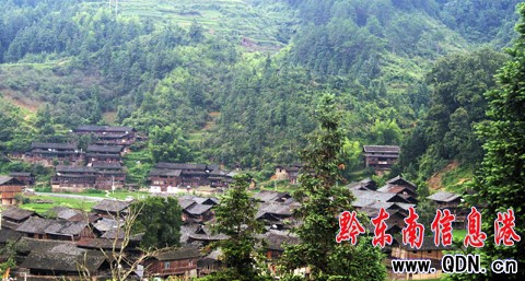 人在畫(huà)中游(組圖)