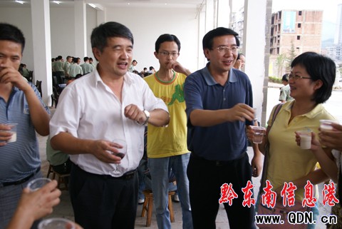 ܊������ ��푰�һ܊���~ˮ�飨�M�D��