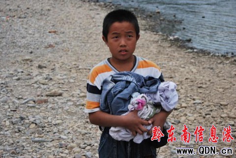 5孩童在龍頭河游泳遇險 2人被救3人失蹤(圖)