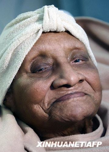 �������L�������o��(�D)