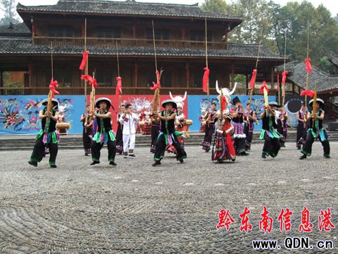 ȫ��41�������W(w��ng)�j(lu��)ý�w�C�������������M�D��