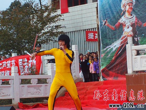 ���]������(ji��) �t�t����ӳ�����ռt������(�M�D)