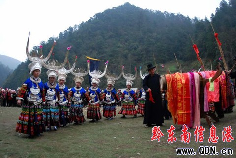 ��կʮ����һ�ε���ľ�����ِ �g�c�Ĳع�