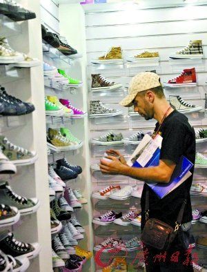 �������ڲ�ُ��ӛ���񂥘s �z