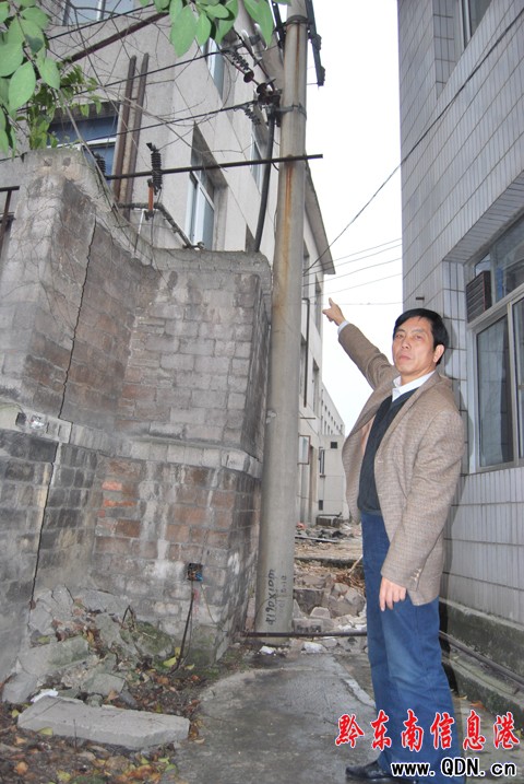 �r��ˤ���c��  �ϰ��e�Ұ��w���g���l���D��