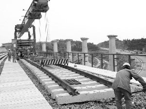 財政部部長:今年政府公共投資力度不會減