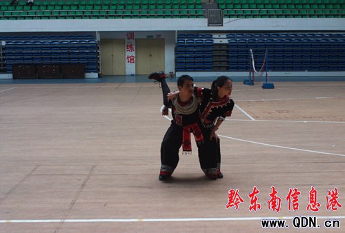 慶婦女節(jié)100周年聯誼會準備工作正在進行中(圖)