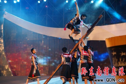 2010�Ї�•�P���������H�J�Ϲ�(ji��)¡���_Ļ���D��