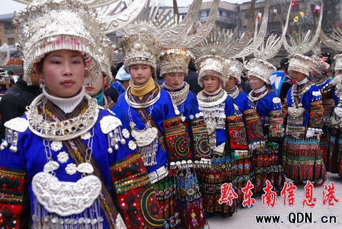 400���J���ëI�J������ ���l�n�Ð��ںη���