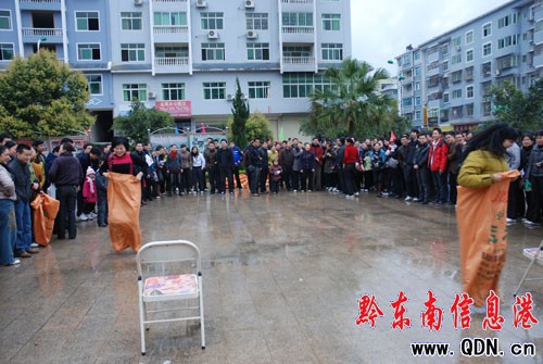 �Ľ��h�f���DŮ�g�c�����ˡ����M�D��