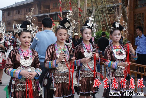 ��������Փ����Ů���� �s����η����M�D��