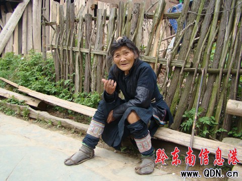 “五·一”前夕游岜沙 體驗原生態文化(圖)