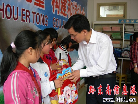 ��P���ľ��� �����F��ί���Sƽο�����؃�ͯ