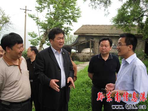 副州長潘亮到榕江調(diào)研農(nóng)業(yè)醫(yī)療等工作(圖)