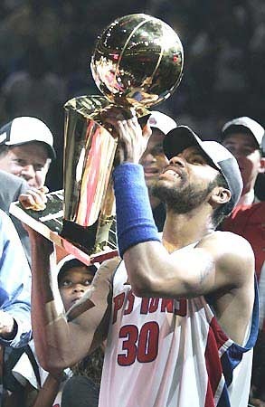 組圖:怒吼天尊今夏退役輸球后曾找裁判告別