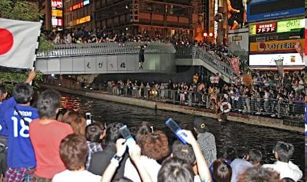 �M�D���ձ�꠆��̻؇� �������������ӱ����x