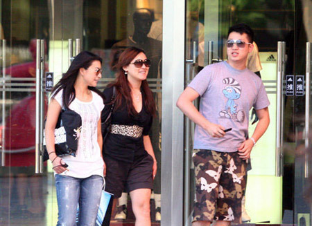 �M�D���������ܕ������� ��������@�H��