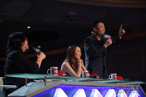 《中國達人秀》賽況激烈 周立波高曉松現場互掐(圖)