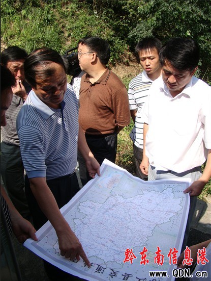 �����A���_����(qu��n)���Ž�С�����M���{(di��o)�У��D��