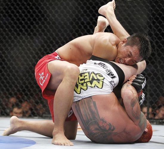 �M�D���ձ�UFC����ِ�����ʮ�� ��AV�翴��