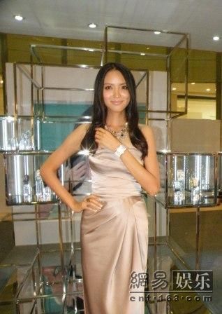 �����գ��О��������Ͳ�����͵�ģ��D��