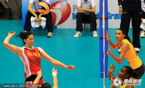 組圖:中國女排0-3遭巴西橫掃 澳門站獲亞軍
