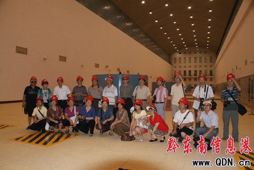 �\����ɽ�Gˮ�����F��ʡ�����W(xu��)��(hu��)ǰ�����L(f��ng)���D��