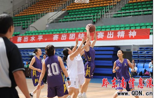 “天平杯”籃球賽女子四強產生(組圖)