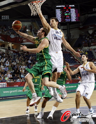 組圖:斯科拉狂砍37分 阿根廷力擒巴西進八強