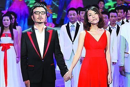 楊樂樂首當(dāng)制作人精打細(xì)算(圖)