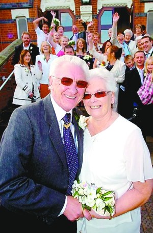 ��Ů����53����ط����M(j��n)��������