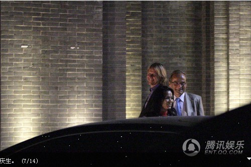 韋唯慶生獲洋男友送名貴單車(chē)撩發(fā)秀風(fēng)情(圖)