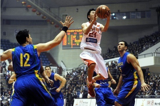 末節(jié)20秒落后8分神奇追平 男籃加時6分負巴西