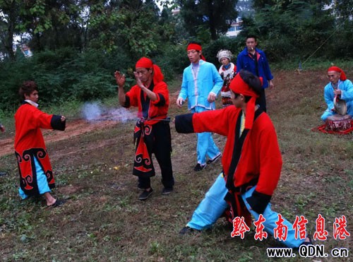 �Ŀ�Y(ji��)���˼�݃������򣨈D��