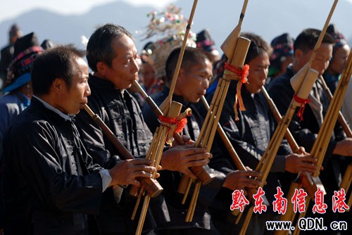 ��կ�h�P���l�f�˹��c���¹����D��