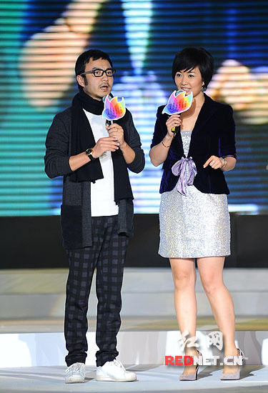 �����Ա��ǹ��s���У����뽻�o���Ӵ���