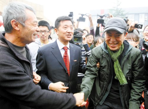 ��ˇ�\1978���Ƹ��ȡ ����Ӱ��Ժ�L��¶ʼĩ