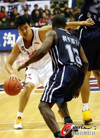 王仕鵬取23分廣東勝浙江 連續(xù)三賽季取開門紅