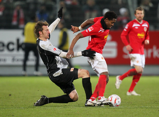 ���ز�˹0-0������ �UЩ��ק��ѝ��