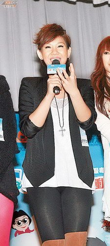 �����˱���ĸ���ϼ������ ��W���ܽ^��Ʒ(�D)