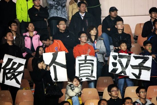 �г������F����T��L���� ��������򌣰��M�z�e