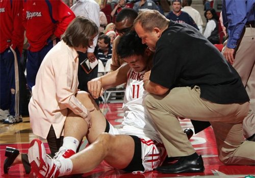 姚明選擇手術再獲證實 道森透露大姚承諾復出