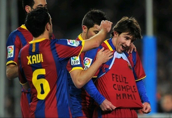 組圖:梅西進球感謝誰 哈維伊涅斯塔哥倆兒好