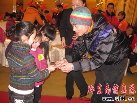 �t�S�{(l��n)�H�ӈ@�e�С�2011�����H��������(hu��)��(�M�D)