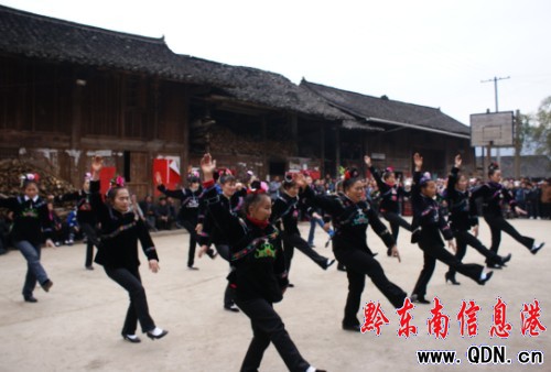 全村老少齊上陣 劍河昂英“村運會”賀新春