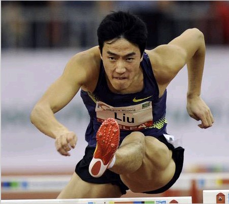 杜塞爾多夫60米欄決賽 兔年首戰劉翔7秒60摘銅